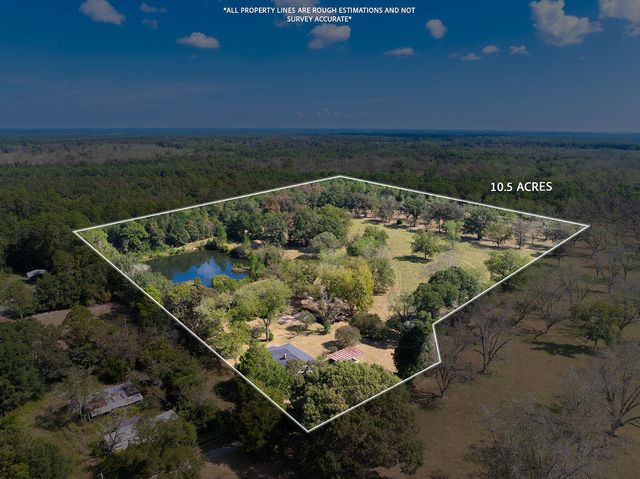 137 Parker Lane, Laurel Hill, FL 32567