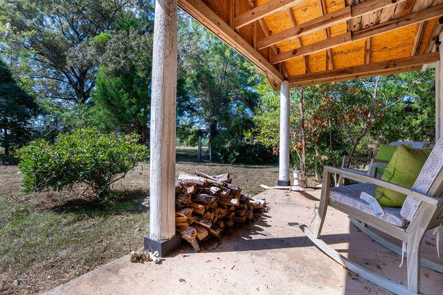 137 Parker Lane, Laurel Hill, FL 32567