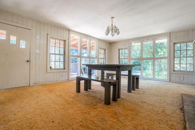 137 Parker Lane, Laurel Hill, FL 32567