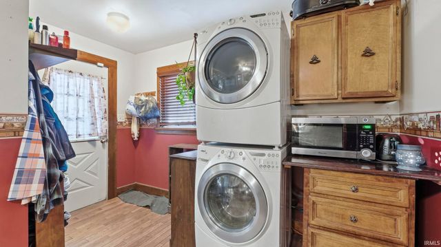 406 Perry Avenue, Fort Wayne, IN 46808