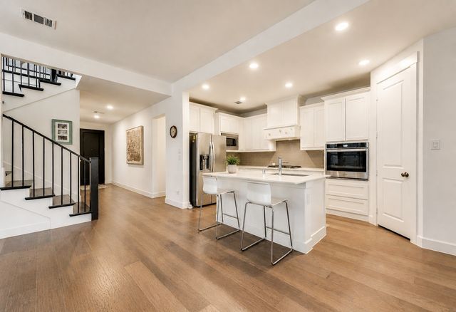 2161 Hermann Lane, Carrollton, TX 75010