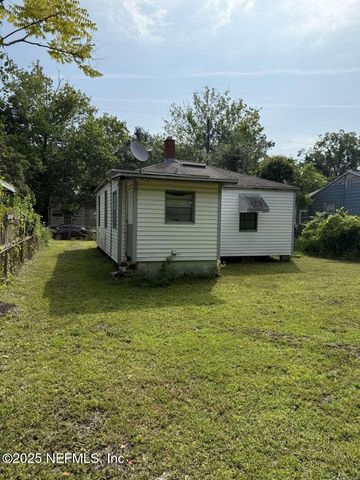 2330 WOODLAND Street, Jacksonville, FL 32209
