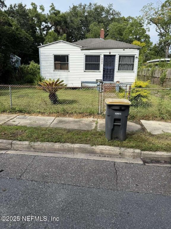 2330 WOODLAND Street, Jacksonville, FL 32209