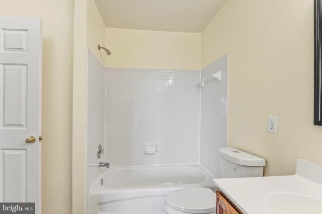 6423 KATHERINE ANN LN, Springfield, VA 22150