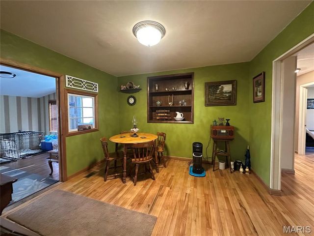 34 Kathryn Drive, St James, MO 65559