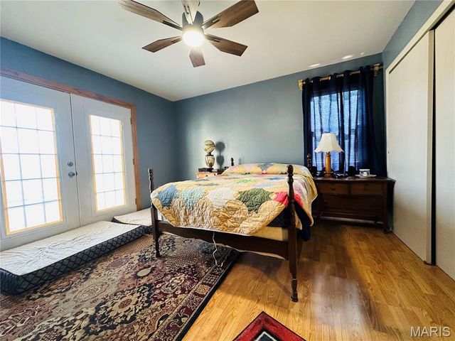 34 Kathryn Drive, St James, MO 65559