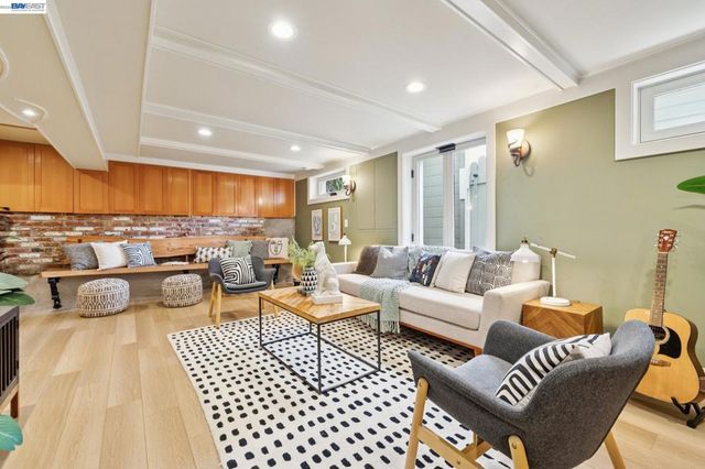 4081 4081 NORTON AVENUE, Oakland, CA 94602