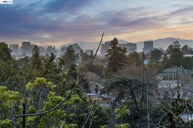 4081 4081 NORTON AVENUE, Oakland, CA 94602