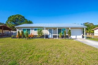 918 Schumann Drive, Sebastian, FL 32958