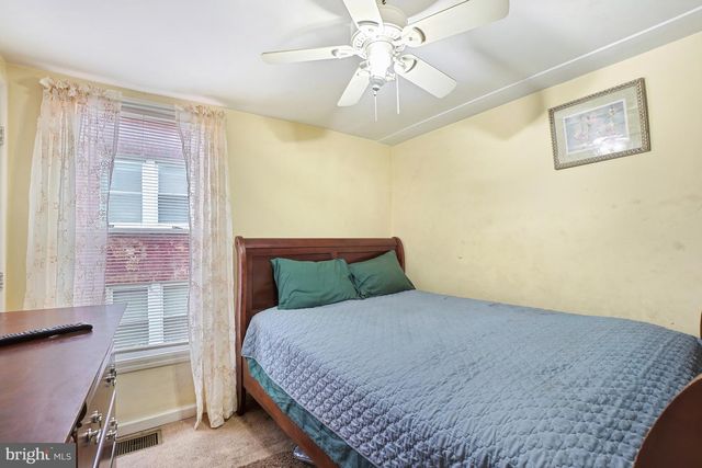 1018 45TH ST NE, Washington, DC 20019