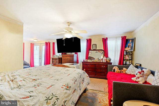 1018 45TH ST NE, Washington, DC 20019