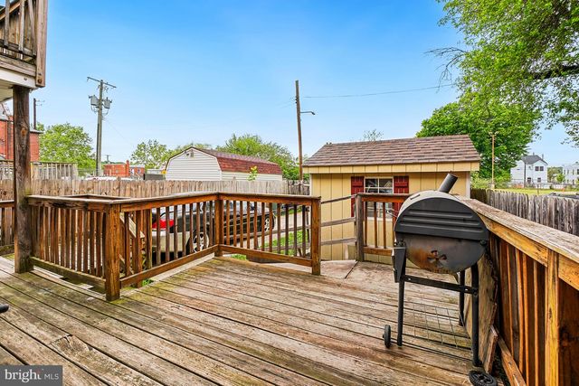 1018 45TH ST NE, Washington, DC 20019