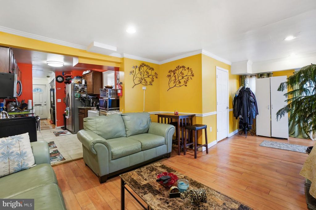Image 15 of property listing at 1018 45TH ST NE, Washington, DC 20019