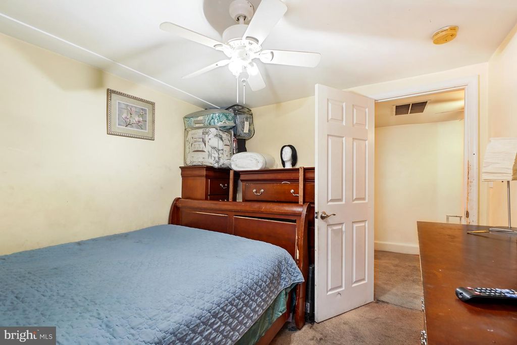 Image 18 of property listing at 1018 45TH ST NE, Washington, DC 20019