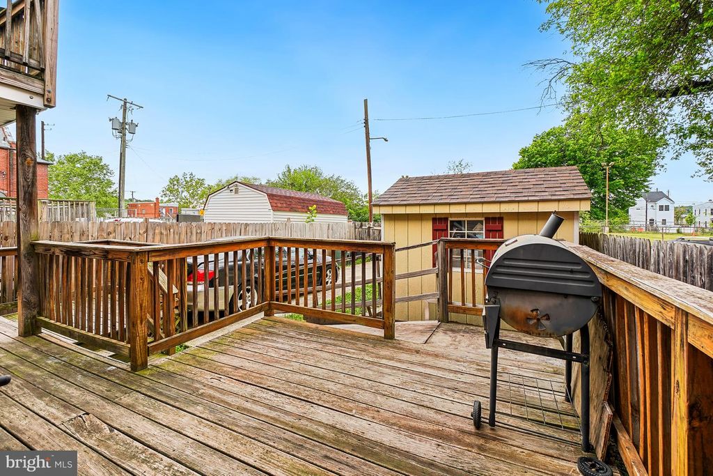 Image 28 of property listing at 1018 45TH ST NE, Washington, DC 20019