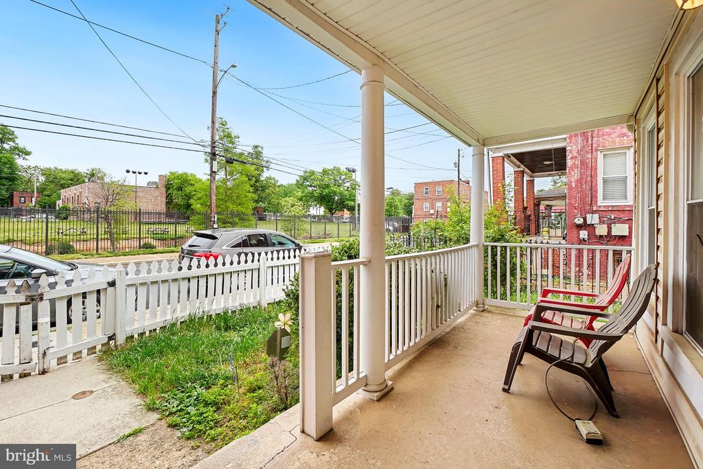 Image 3 of property listing at 1018 45TH ST NE, Washington, DC 20019