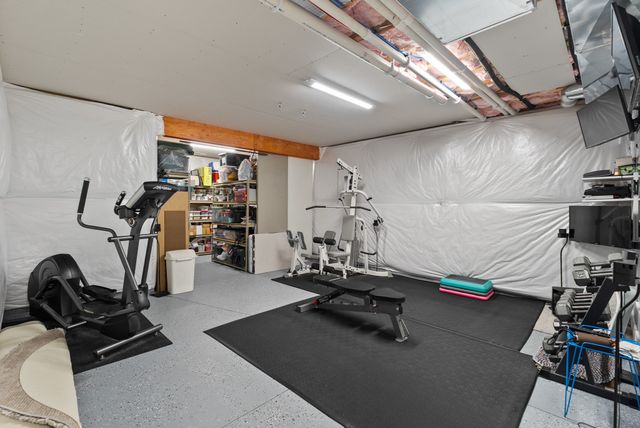 1126 NE 17th Lane, Ankeny, IA 50021