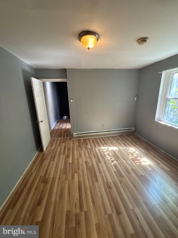 1406 W PACIFIC ST, Philadelphia, PA 19140