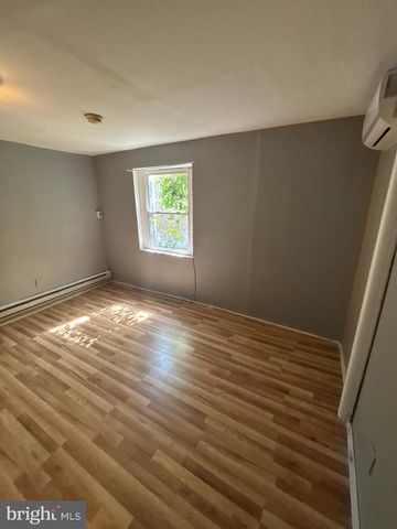 1406 W PACIFIC ST, Philadelphia, PA 19140