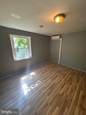 1406 W PACIFIC ST, Philadelphia, PA 19140