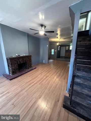 1406 W PACIFIC ST, Philadelphia, PA 19140