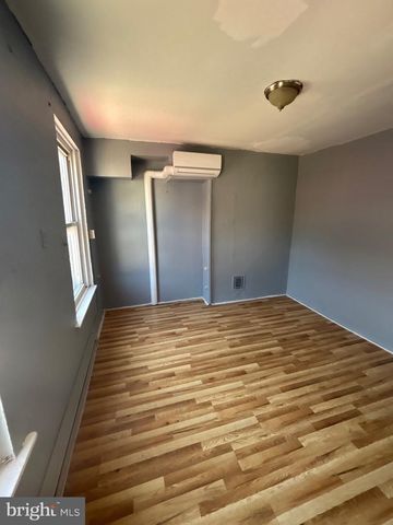 1406 W PACIFIC ST, Philadelphia, PA 19140