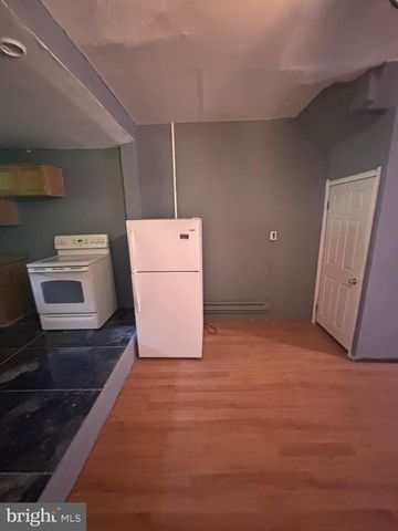 1406 W PACIFIC ST, Philadelphia, PA 19140