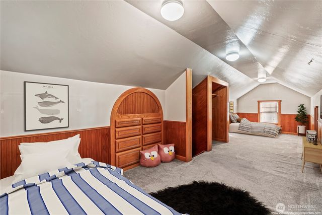 185 Spring Street, Cathlamet, WA 98612