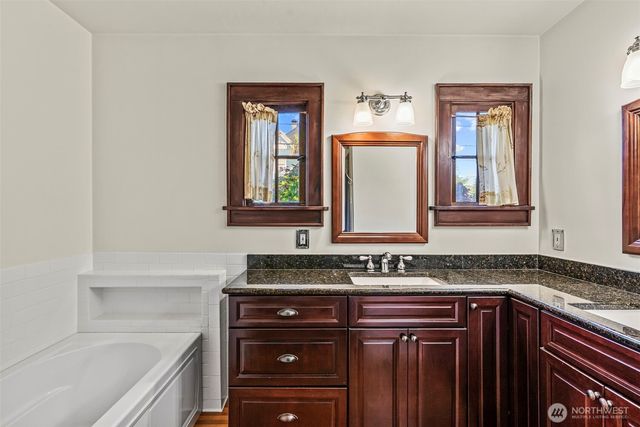 185 Spring Street, Cathlamet, WA 98612