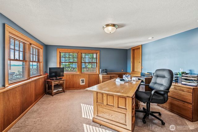 185 Spring Street, Cathlamet, WA 98612