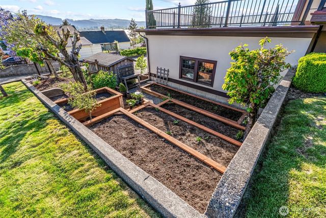 185 Spring Street, Cathlamet, WA 98612