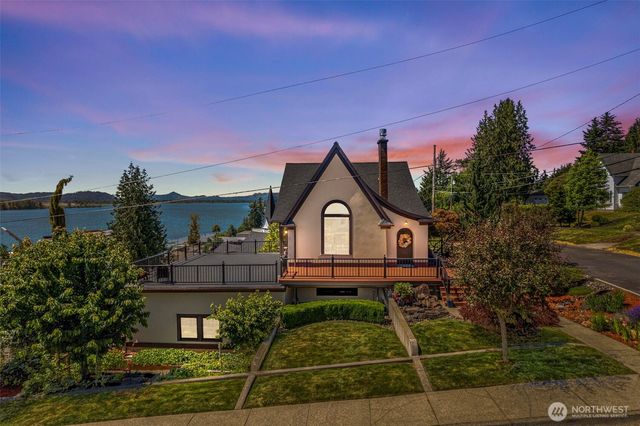 185 Spring Street, Cathlamet, WA 98612