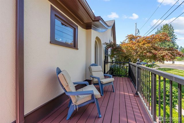 185 Spring Street, Cathlamet, WA 98612