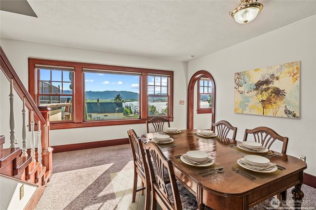 185 Spring Street, Cathlamet, WA 98612