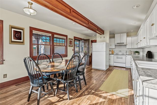 185 Spring Street, Cathlamet, WA 98612