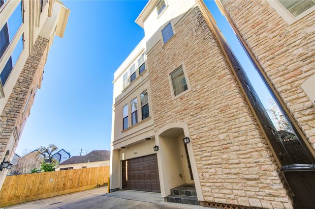 5226 Kiam Street 1015, Houston, TX 77007