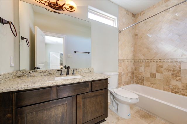 5226 Kiam Street 1015, Houston, TX 77007