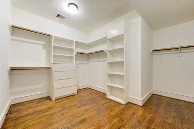 5226 Kiam Street 1015, Houston, TX 77007