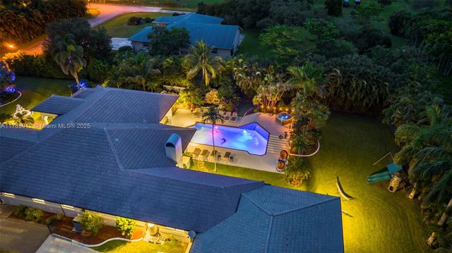 3152 SW 147th Ave, Davie, FL 33330