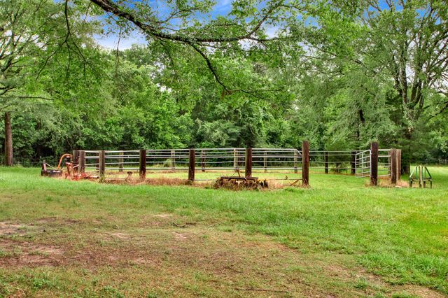 23206 Decker Prairie Rosehill Road, Magnolia, TX 77355