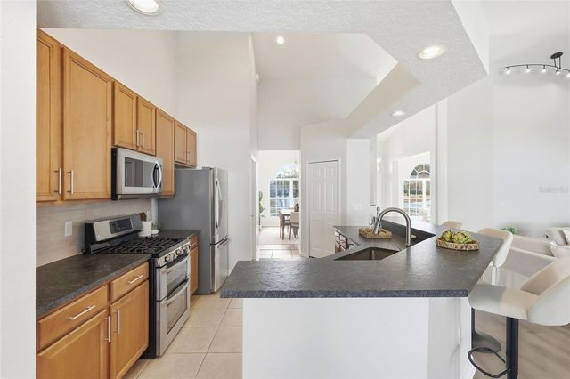 101 OAK HAVEN CIRCLE, Deland, FL 32720