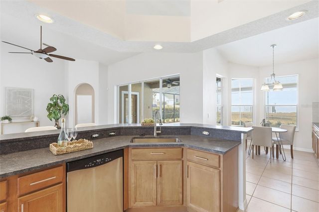 101 OAK HAVEN CIRCLE, Deland, FL 32720