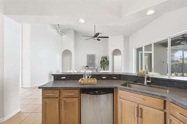 101 OAK HAVEN CIRCLE, Deland, FL 32720