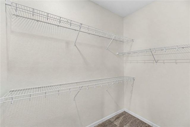 5245 Overland Drive B25, Lawrence, KS 66049