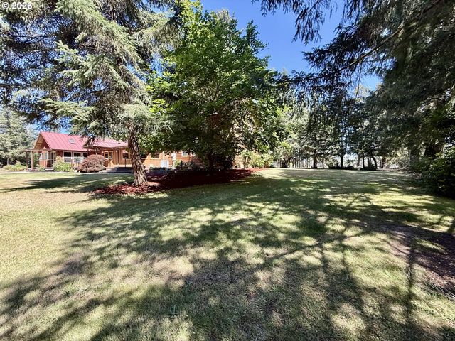 89989 GOLDIE Ln, Elmira, OR 97437