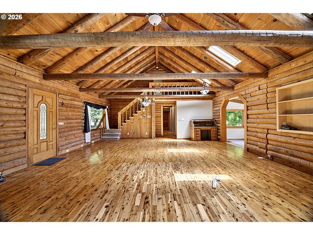 89989 GOLDIE Ln, Elmira, OR 97437