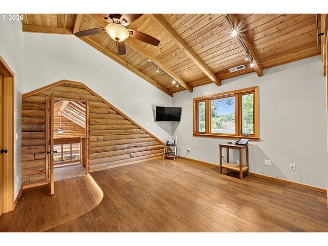 89989 GOLDIE Ln, Elmira, OR 97437