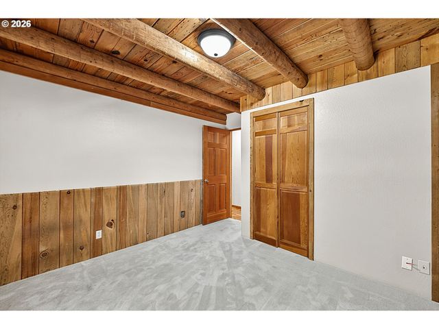 89989 GOLDIE Ln, Elmira, OR 97437