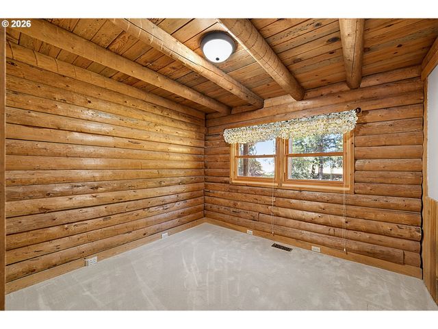 89989 GOLDIE Ln, Elmira, OR 97437