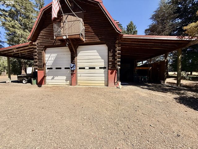 89989 GOLDIE Ln, Elmira, OR 97437